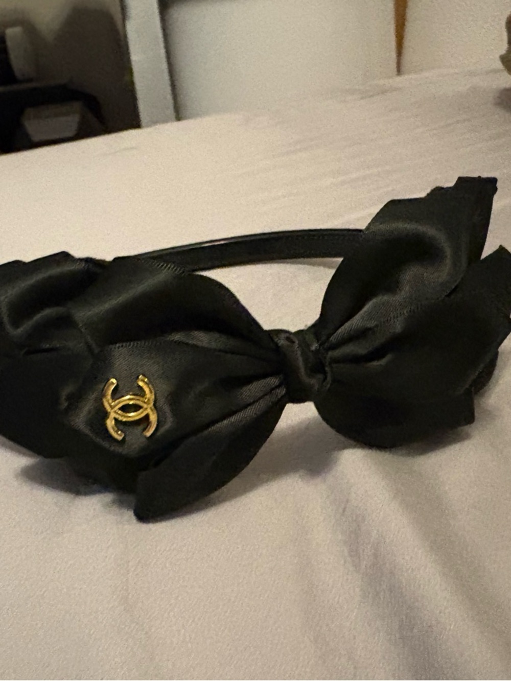 Charm black Satin Bow Headband - Picture 2 of 3